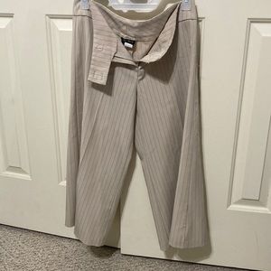 Cute pair of pants!!